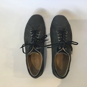 HARTJES XS Women’s Lace Up Shoes, Size US 7 UK 4.5 Charcoal Suede Upper